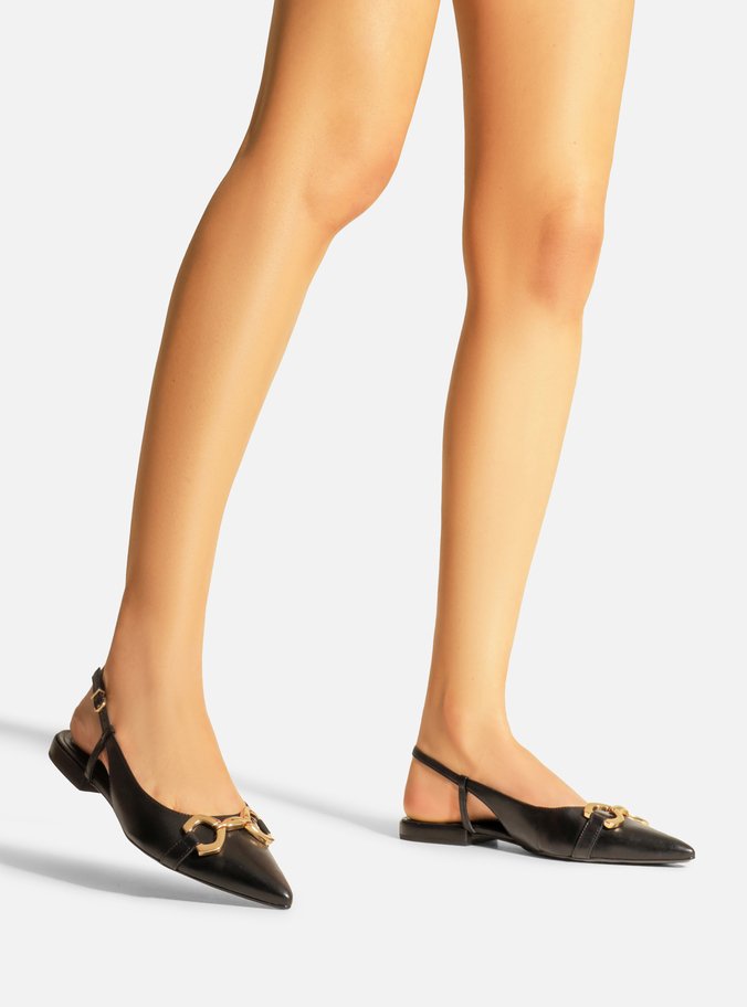Sapatilha Preta Couro Bico Fino Slingback Metal