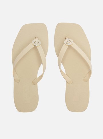 Arezzo — Chinelo de Dedo Off White Flatform Metais Brizza