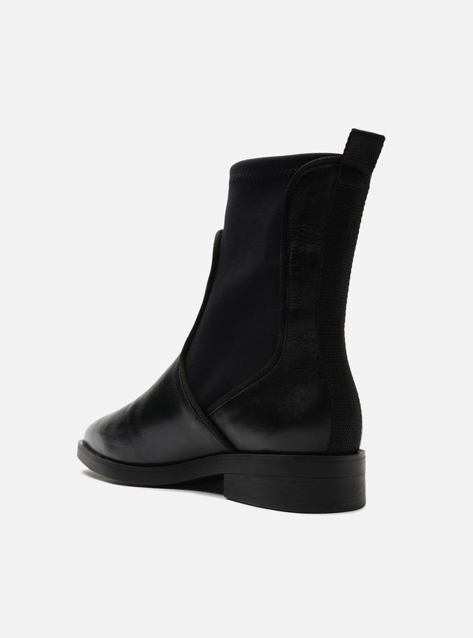 Bota Preta Couro Cano Curto Tecido