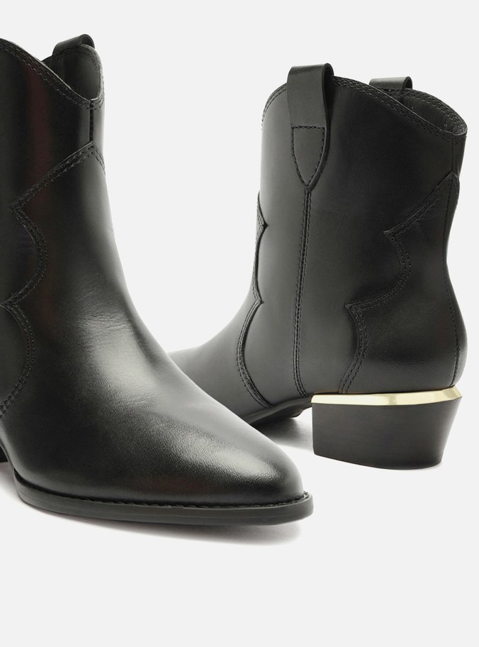 Bota Preta Couro Cano Curto Salto Baixo West