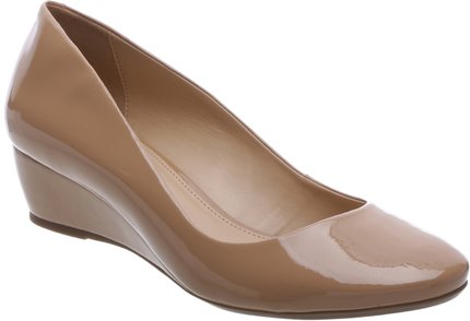 Scarpin Bico Redondo Anabela Verniz Nude Vintage