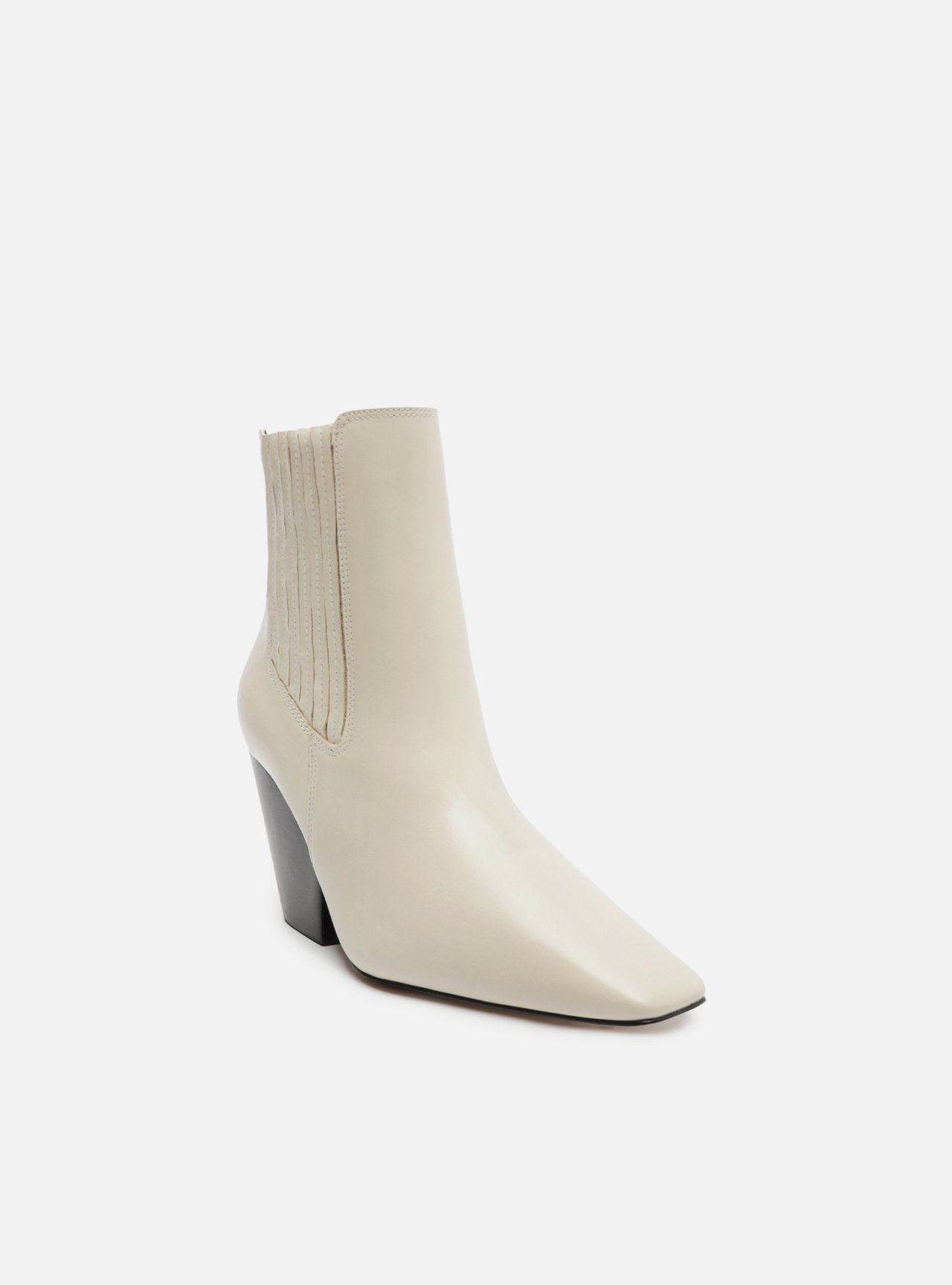 Bota Off-White Couro Cano Curto Salto Médio West — foto 2