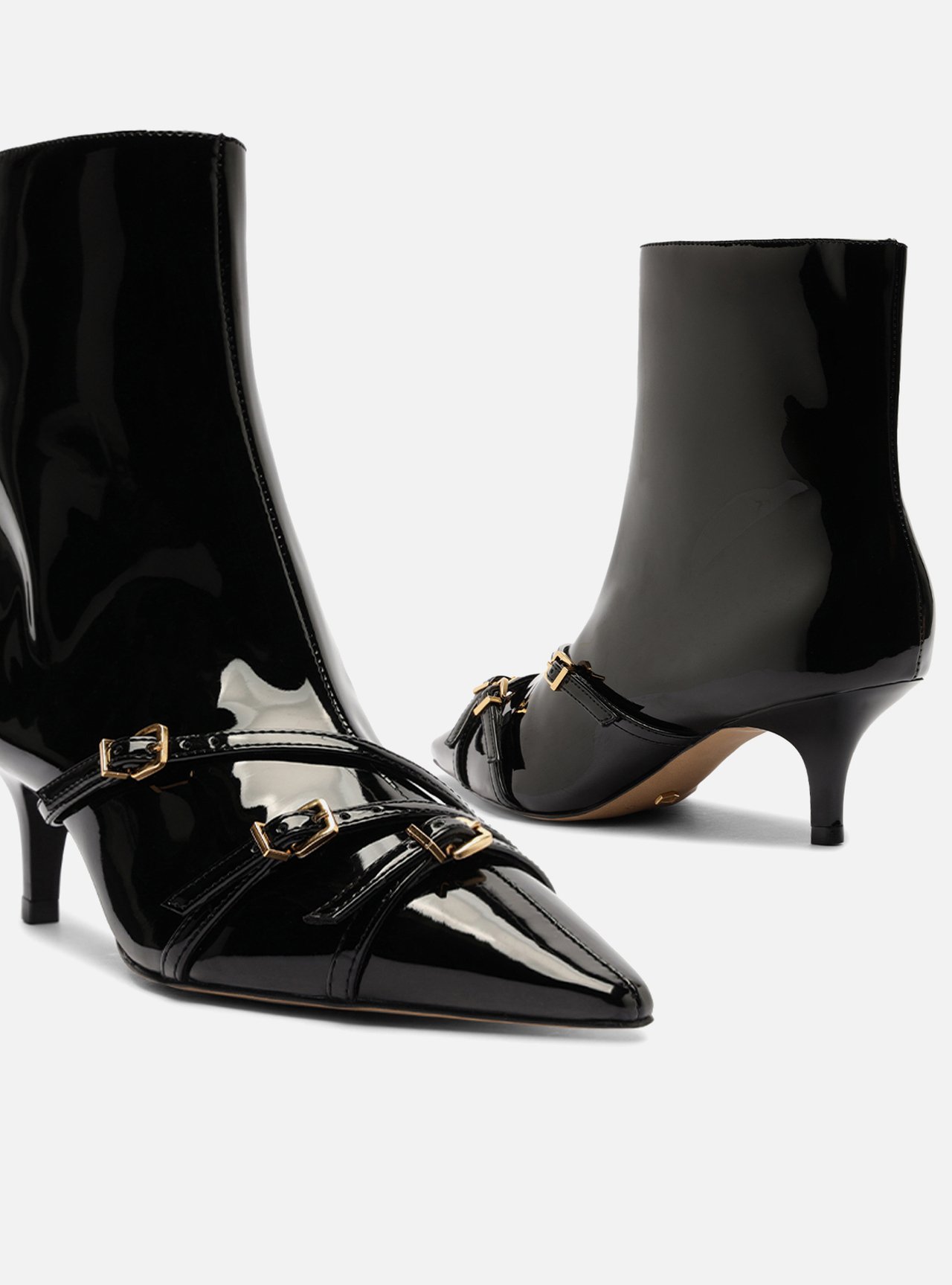 Bota Preto Verniz Cano Curto Salto Fino — foto 4