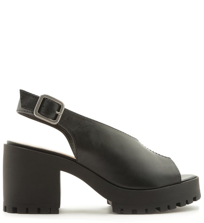Sandal Boot Couro Preta Salto Médio Tratorado Fivela