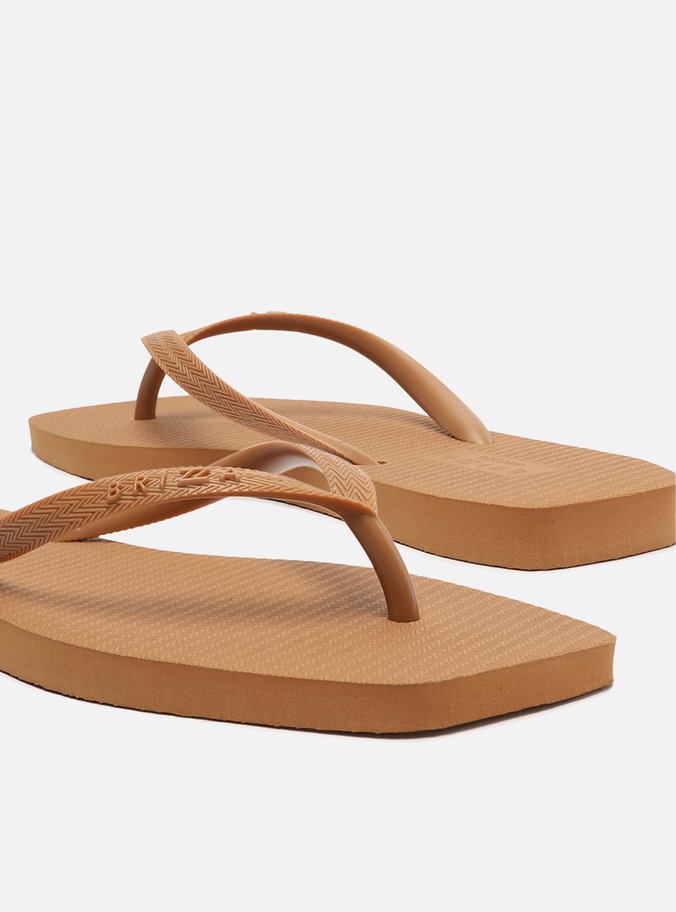 Chinelo de Dedo Marrom Básico Square Brizza
