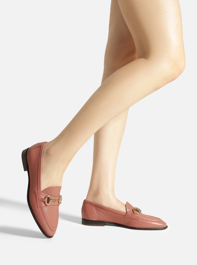 Mocassim Rosa Blush Couro Tira Bridão Metálico