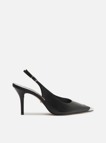 Scarpin Preto Couro Slingback Cap Toe Metal