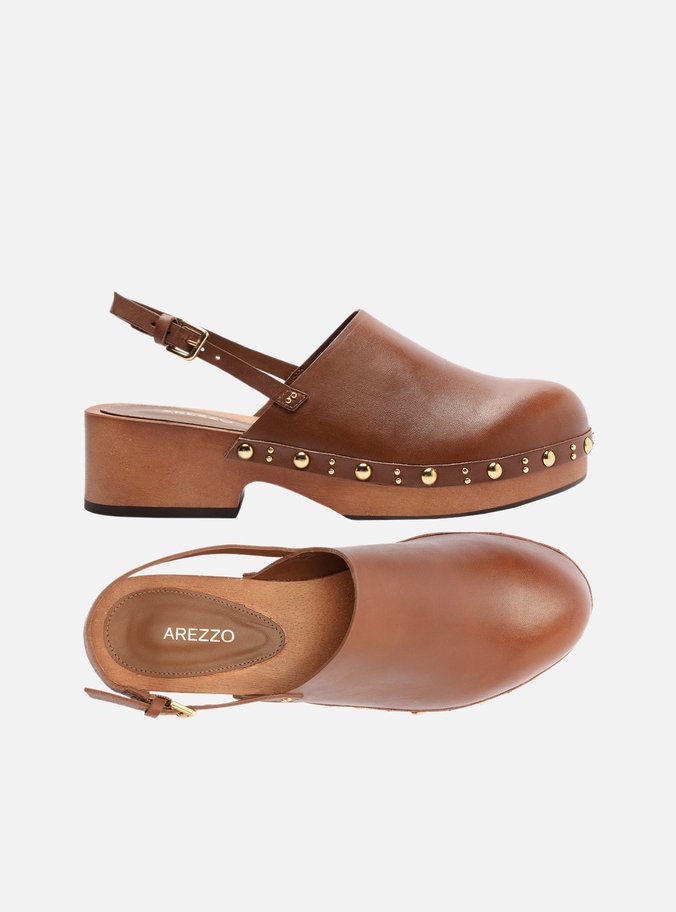 Mule Clog Caramelo Couro Salto Médio Tira