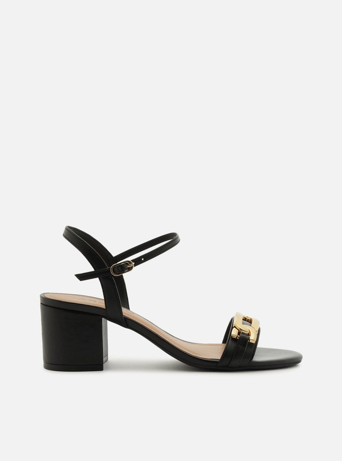 Sandália Preta Salto Bloco Metal