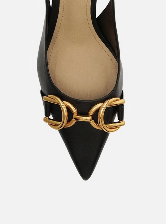 Scarpin Preto Couro Bico Fino Slingback Bridão