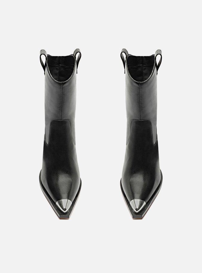 Bota Preta Couro Cano Curto Salto Metal