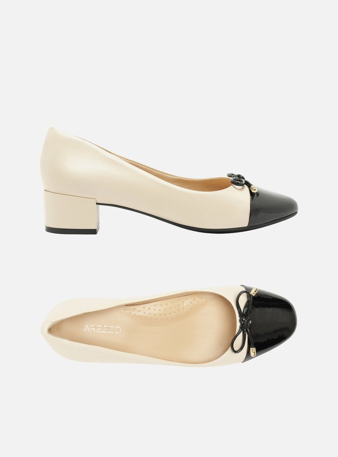Scarpin Off White Couro Salto Baixo Laço Soft