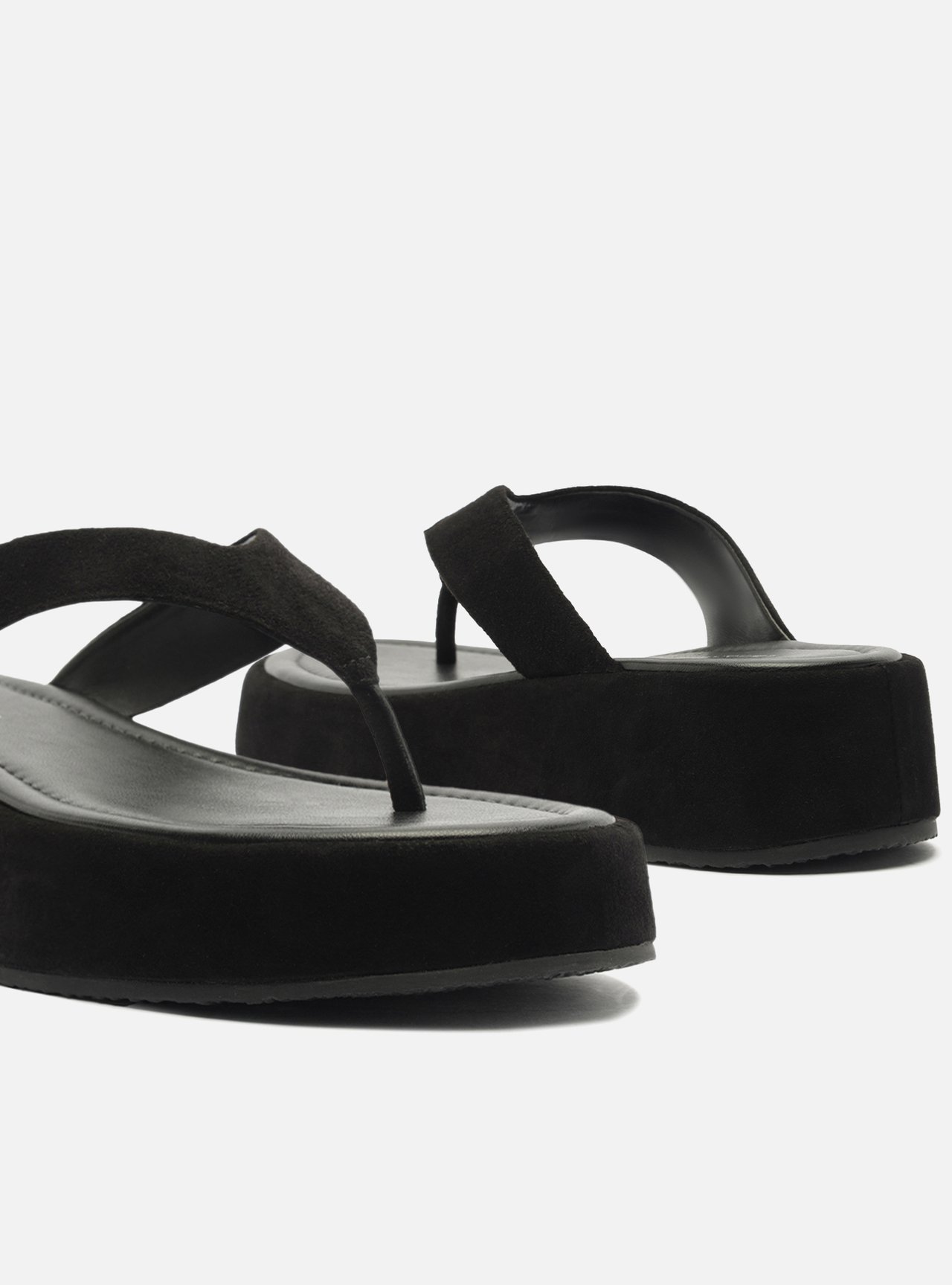Sandália Preta Acamurçada Flatform Flip Flop TIG — foto 4