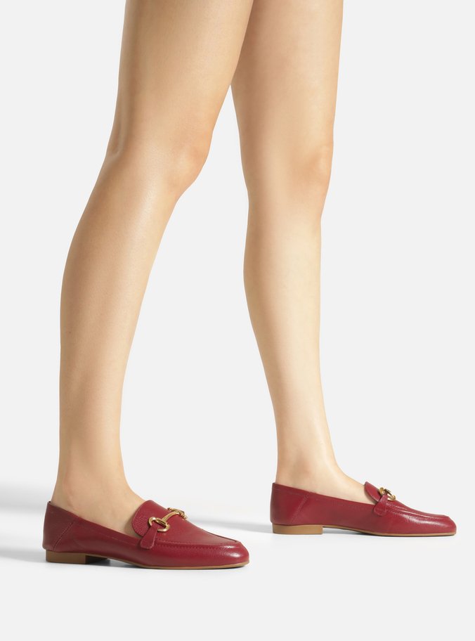 Mocassim Vermelho Couro Bridão Metálico Luma