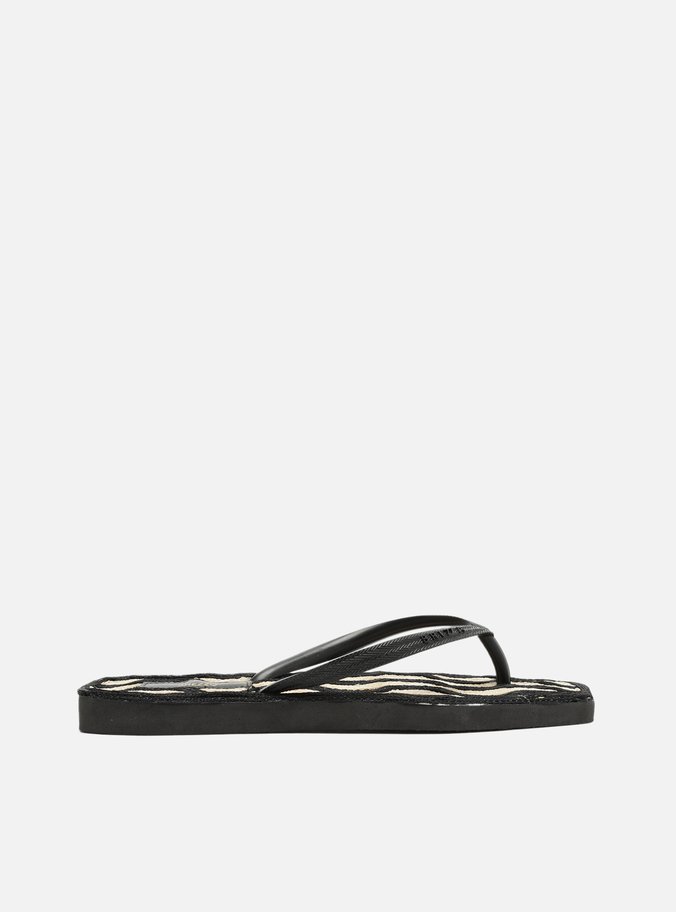 Chinelo de Dedo Preto Brizza