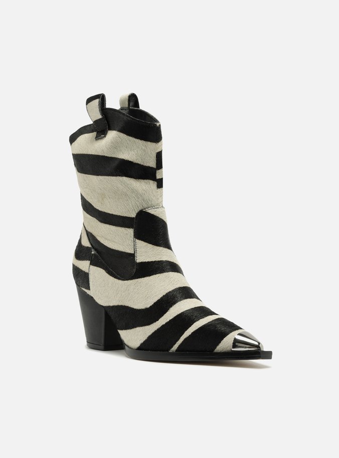 Bota Animal Print Cano Curto Salto Metal