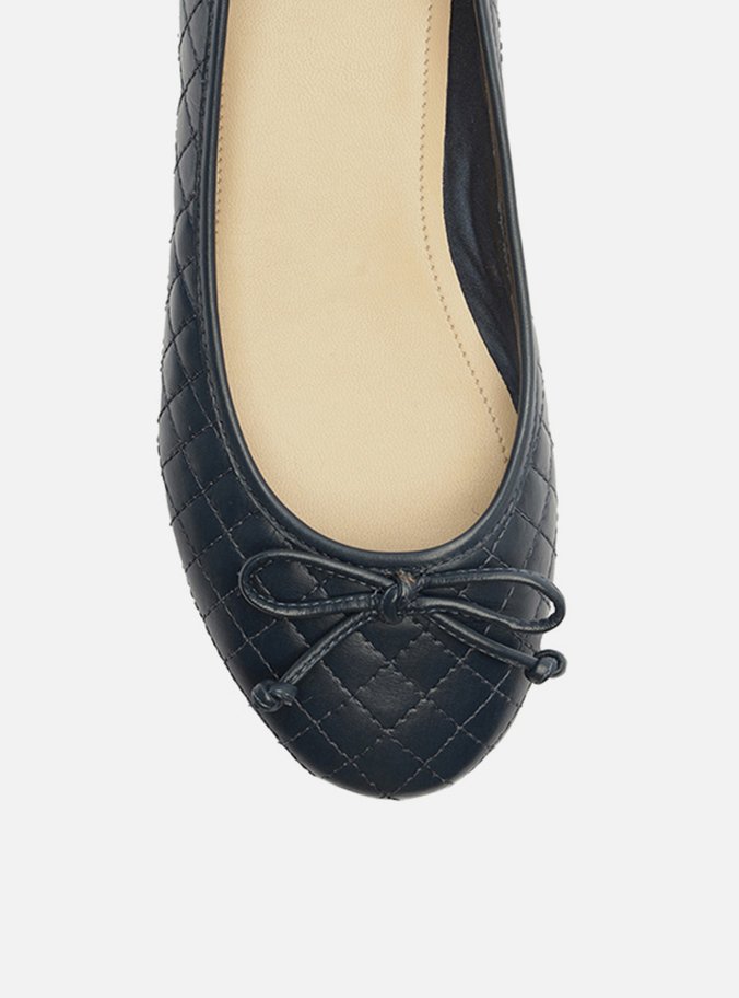 Sapatilha Azul Navy Matelassê Bico Redondo Laço