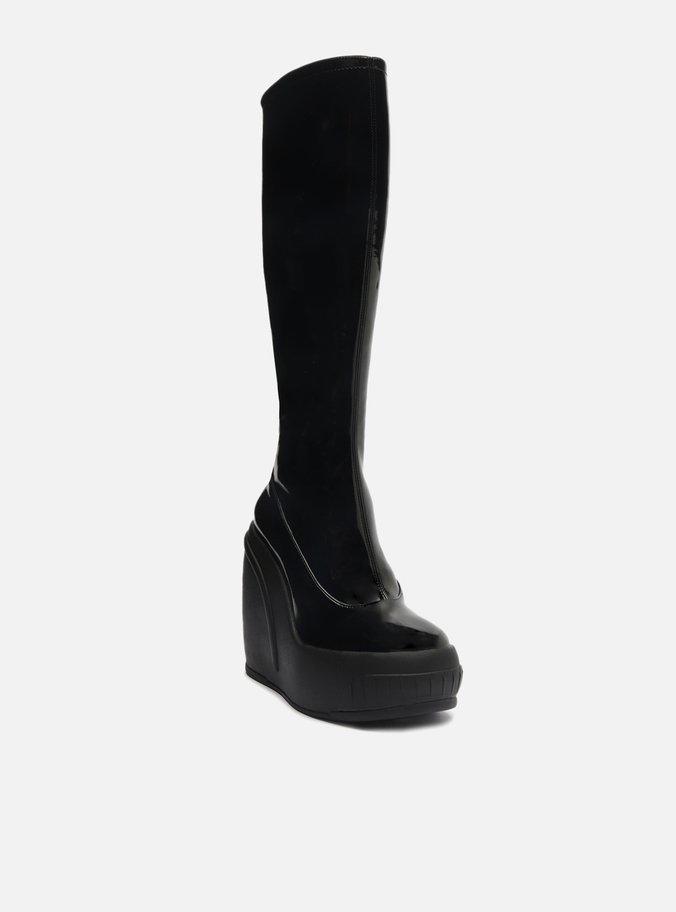 Bota Preta Verniz Cano Longo Felipa