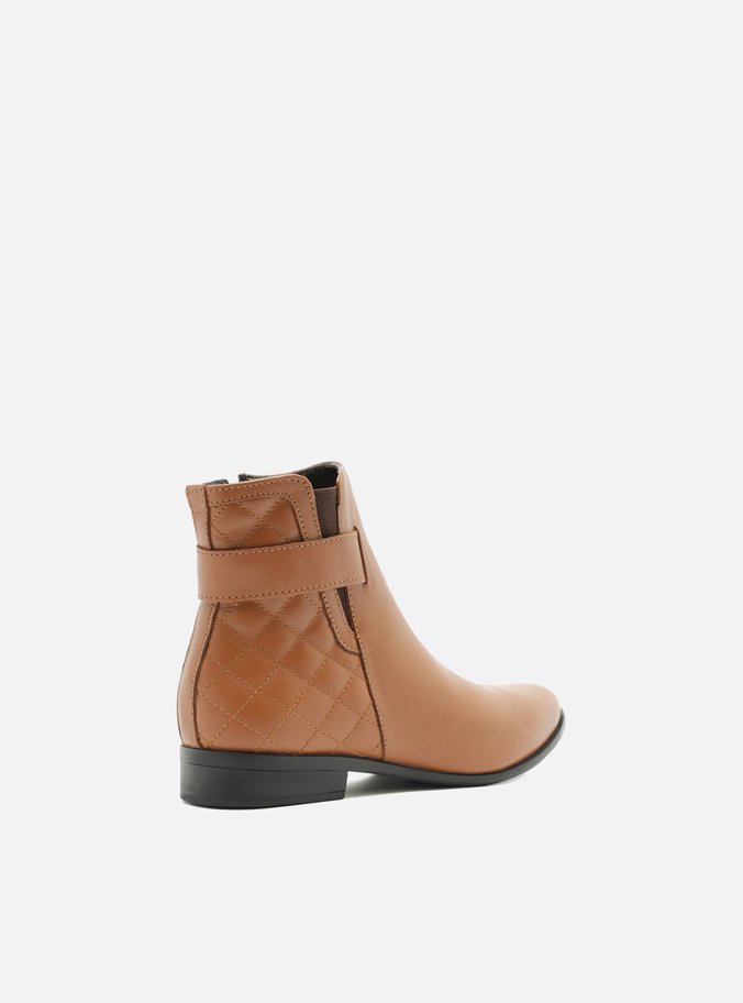 Bota Marrom Cano Curto