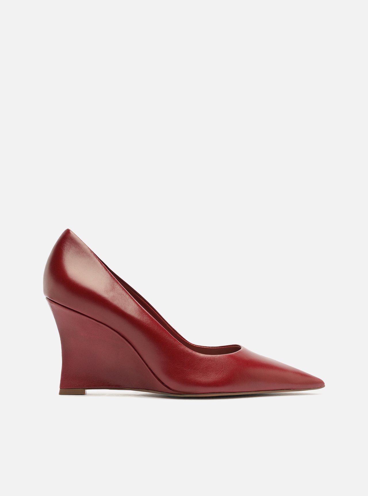 Scarpin Vermelho Couro Salto Anabela Bico Fino — foto 1