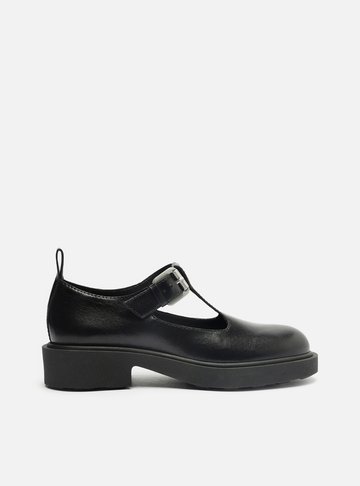 Sapato Boneca Preto Couro Tratorado Fivela