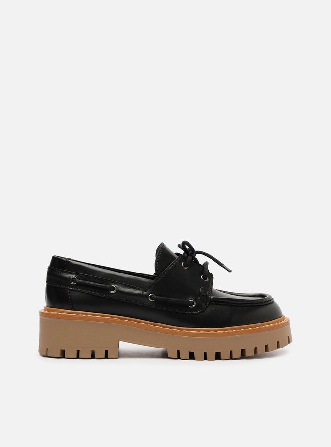 Mocassim Preto Couro Tratorado Amarração