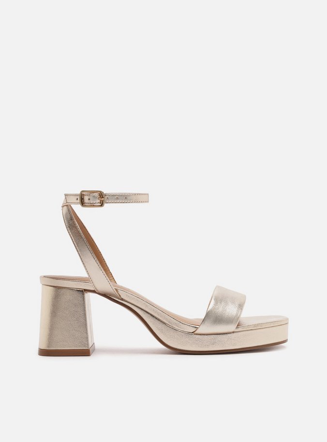 Sandália Dourada Salto Bloco Médio