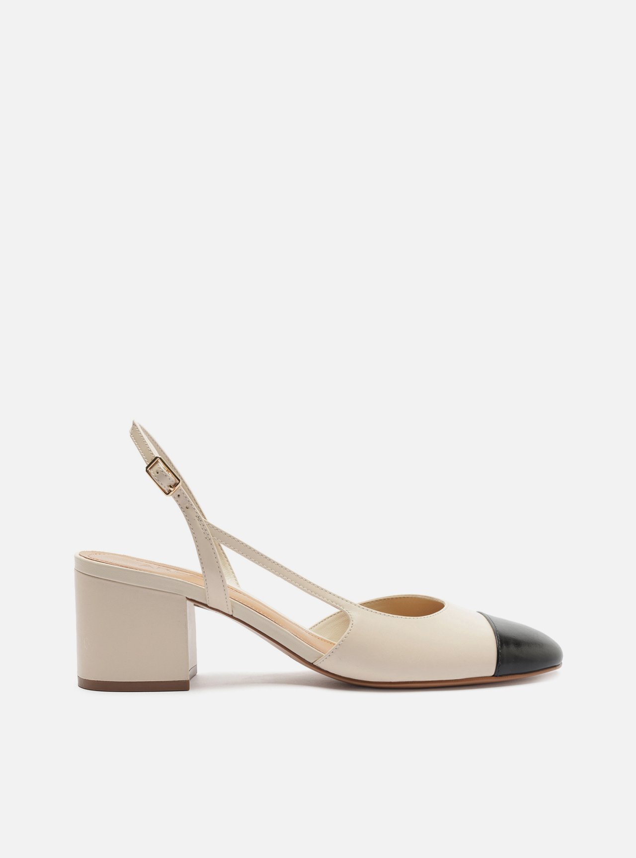 Scarpin Branco Couro Bloco Slingback Cap Toe Preto — foto 1