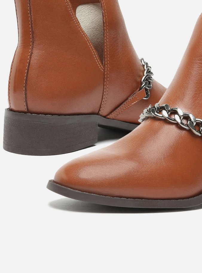 Bota Cano Curto Marrom Corrente