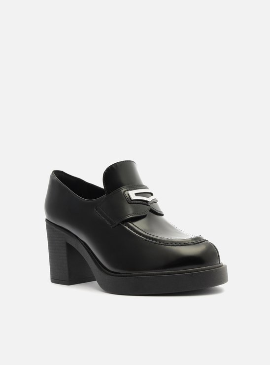 Mocassim Preto Salto Bloco Livia