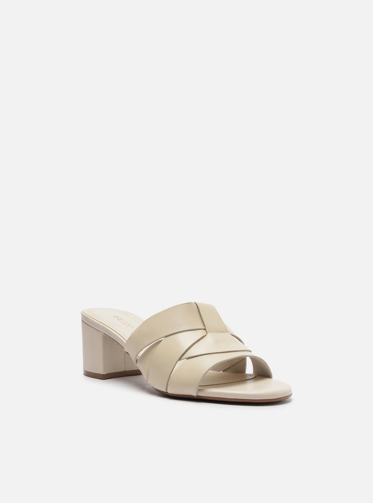 Tamanco Off-White Couro Salto Bloco — foto 2