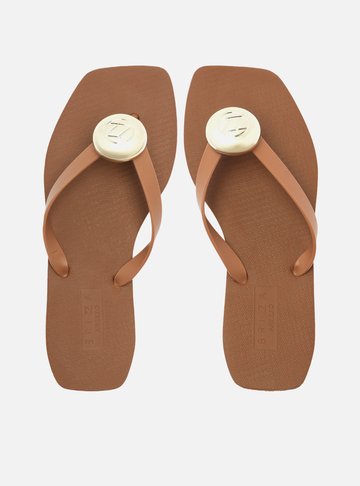 Chinelo de Dedo Marrom Square Metal Brizza
