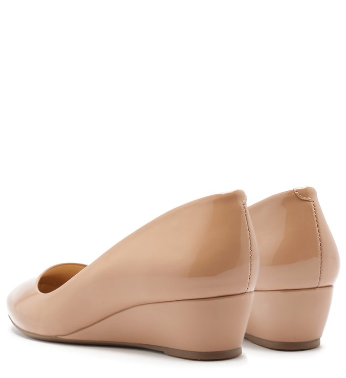 Scarpin Verniz Anabela Baixo Soft Avelã