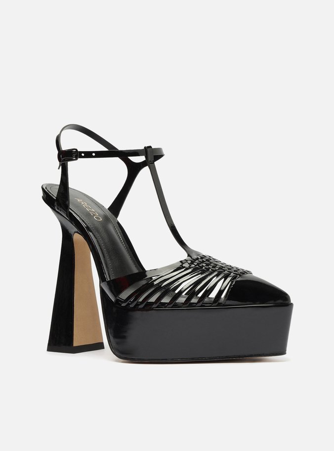 Scarpin Preto Verniz Meia Pata Bico Fino Paloma