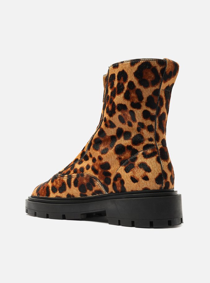 Bota Animal Print Pelo Cano Curto Zíper