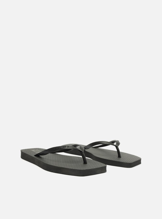 Chinelo de Dedo Preto