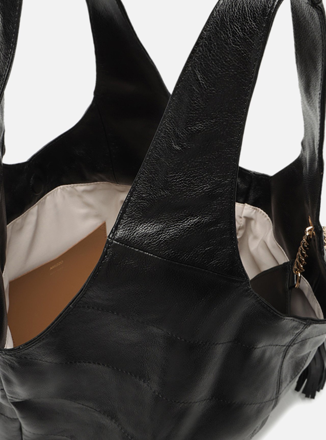 Bolsa Hobo Preta Couro Grande Barbicacho — foto 4