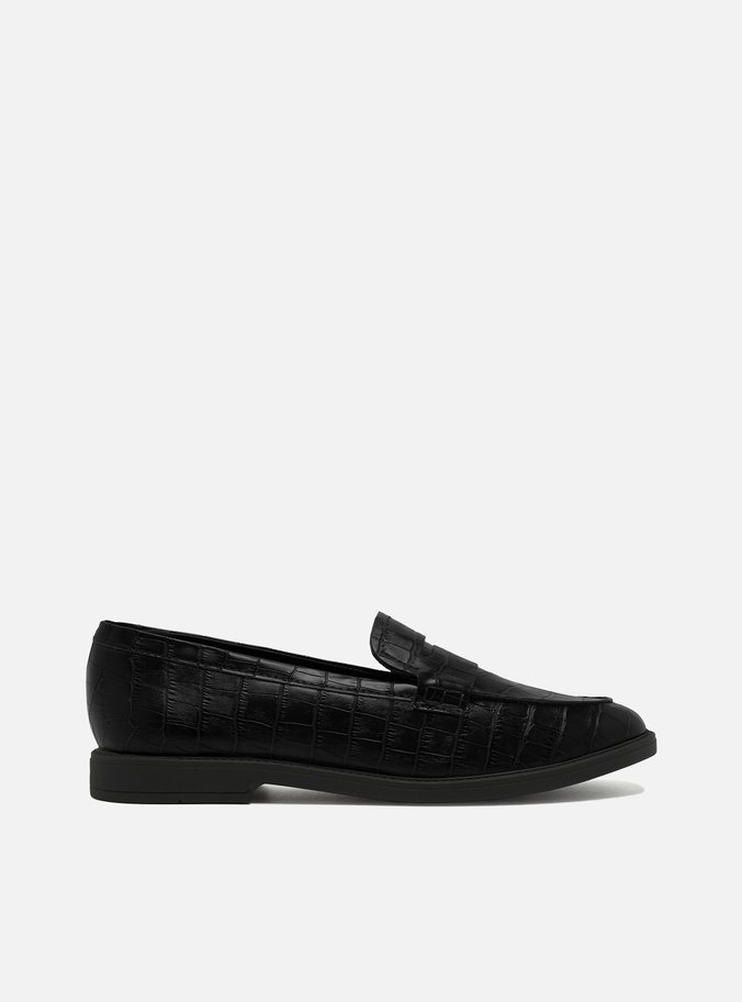 Mocassim Preto Fechado Croco