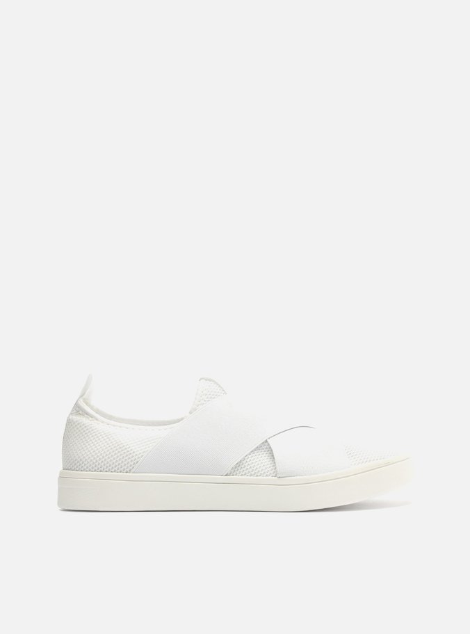 Slip On Branco Tecido Sola Baixa Elásticos