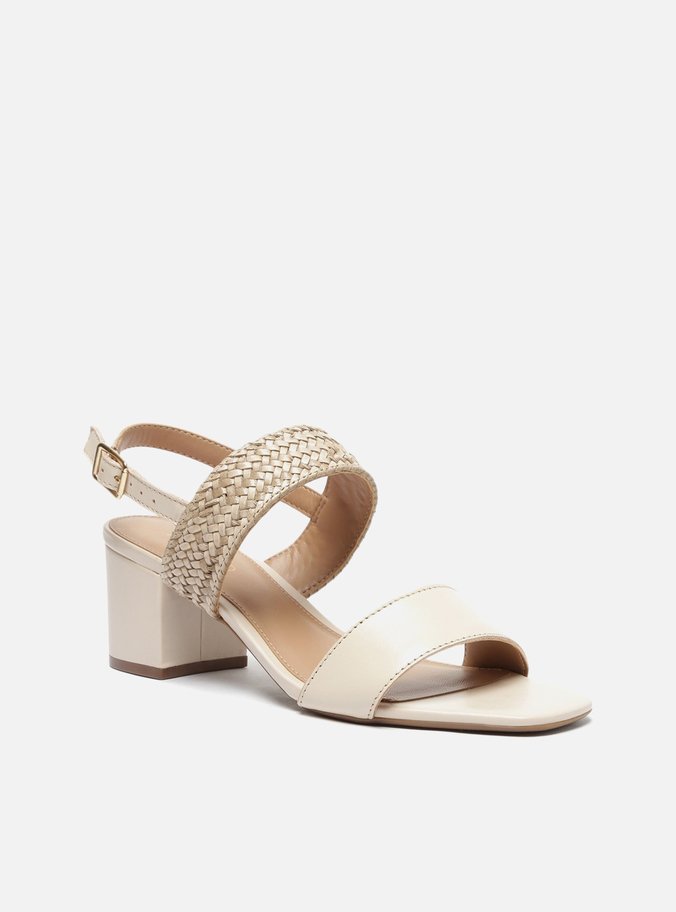 Sandália Off-White Tira Tramada