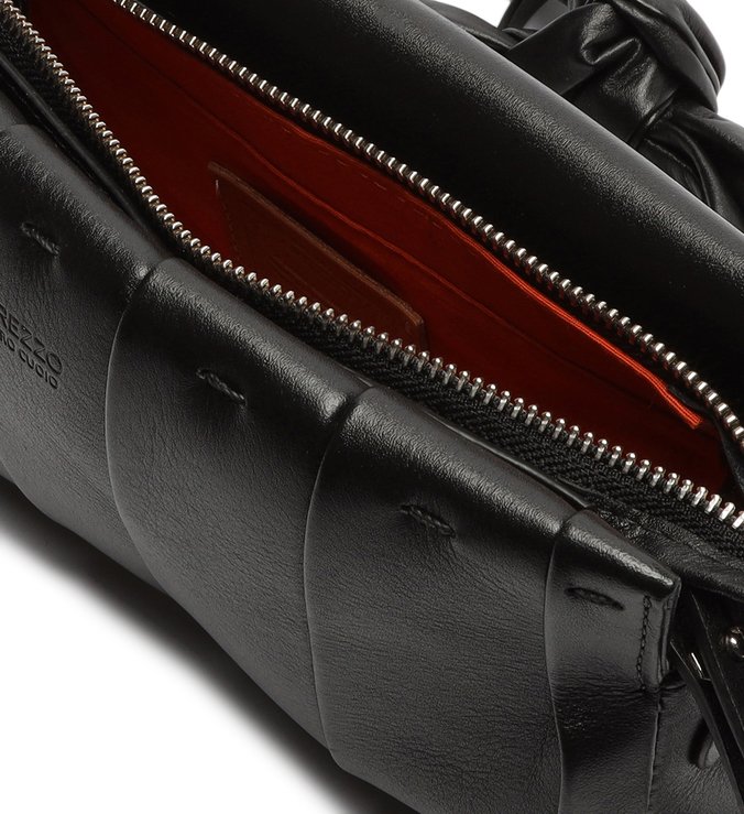 Bolsa Satchel Preta Couro Iza Pequena