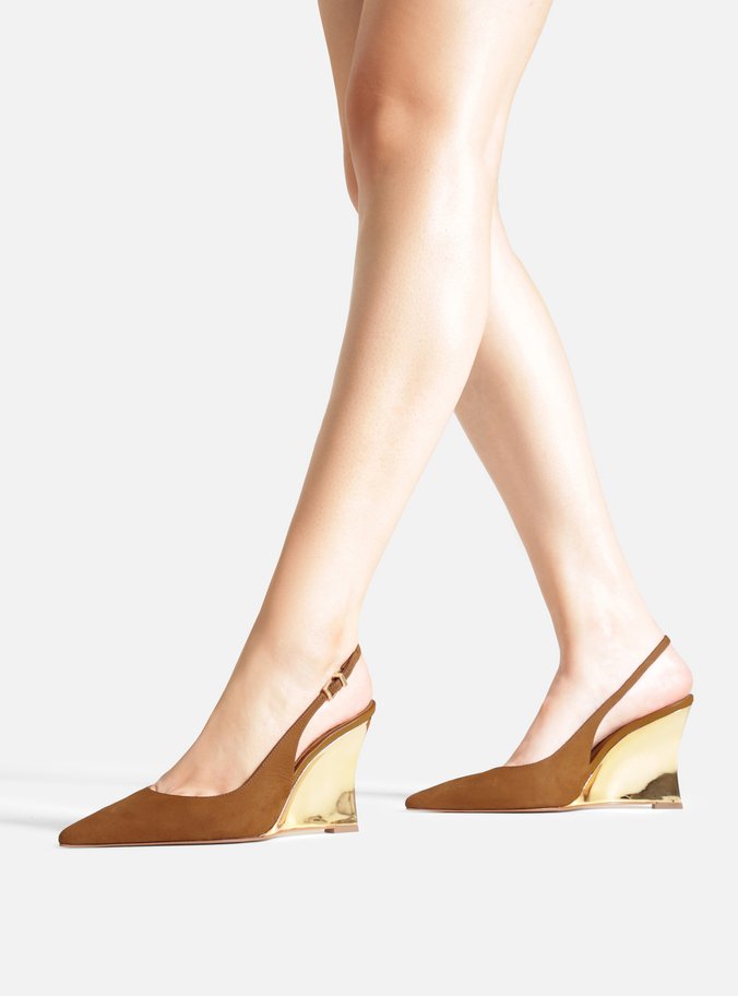 Scarpin Marrom Acamurçado Anabela Dourado Slingback
