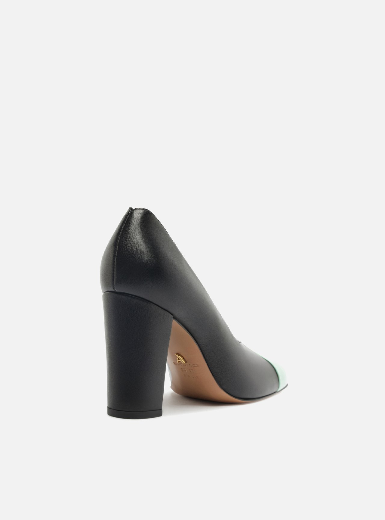 Scarpin Preto Multimaterial Salto Bloco — foto 4