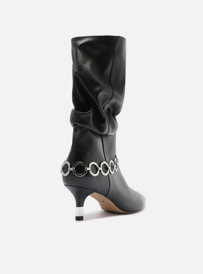 Bota Preta Couro Salto Fino Slouchy Metais