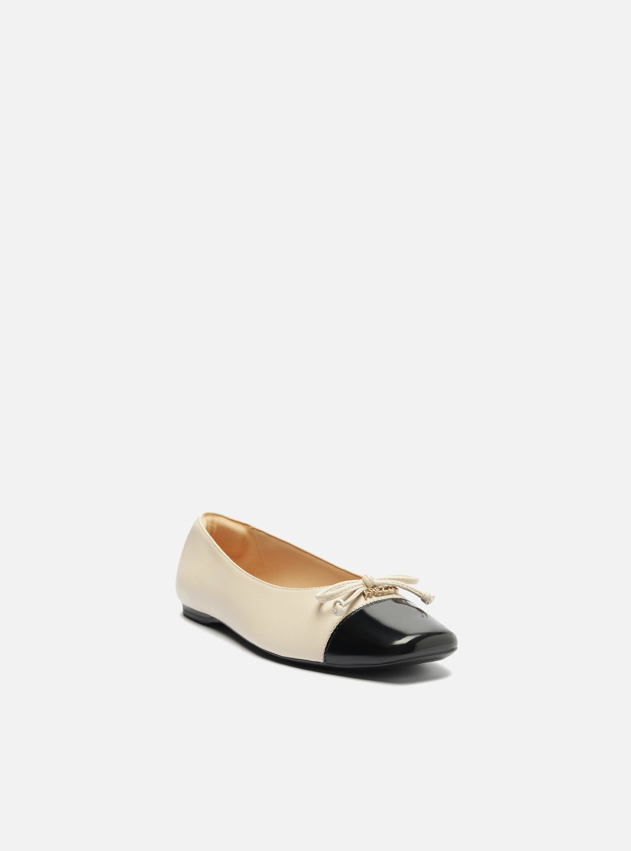 Sapatilha Off-White Cap Toe Laço — foto 2