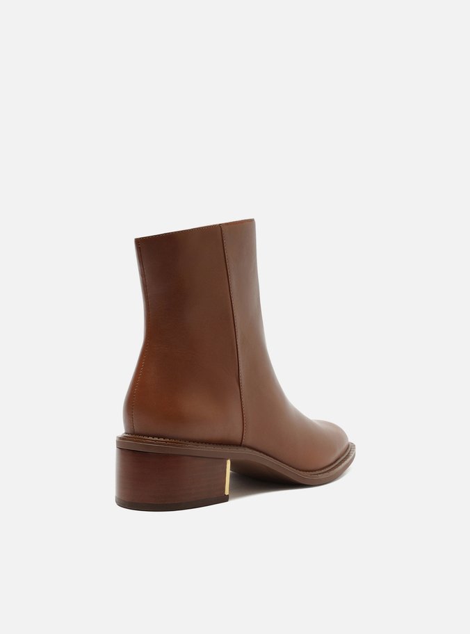 Bota Marrom Couro Cano Médio Bloco Metal