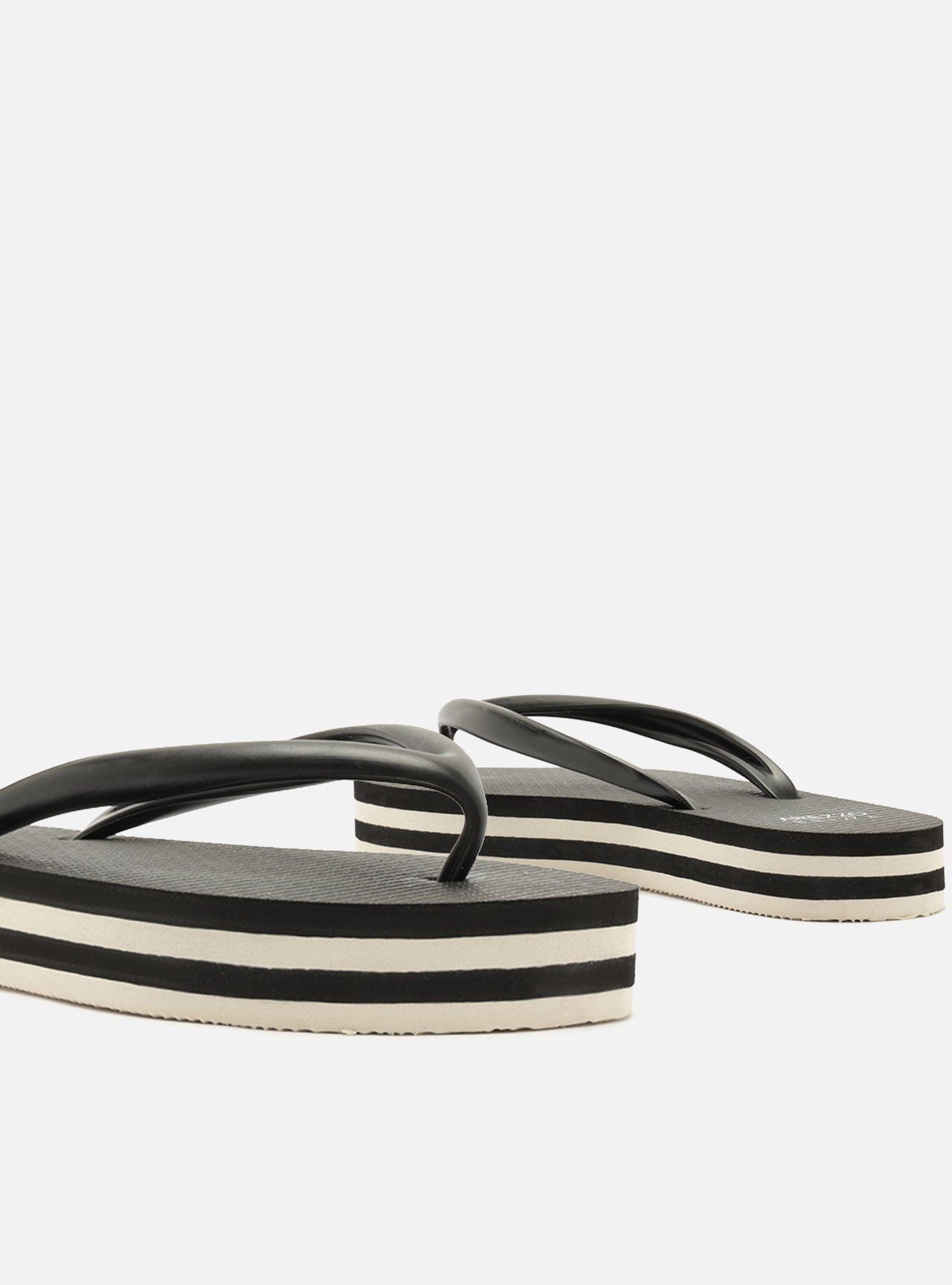 Chinelo Preto — foto 4