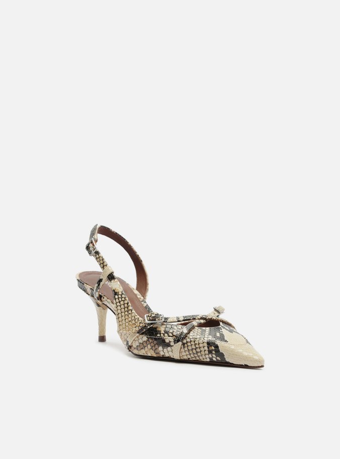 Scarpin Animal Print Salto Baixo New Amélia