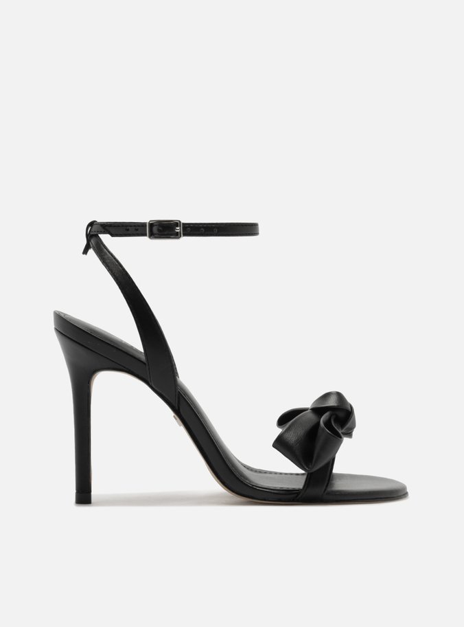 Sandália Preta Salto Fino Laço