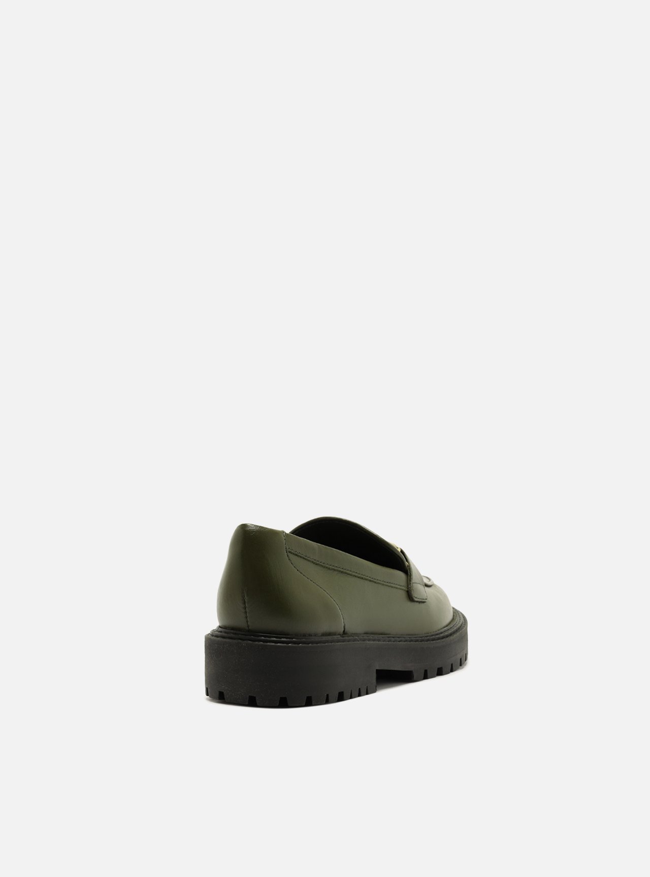 Mocassim Verde Couro Sola Tratorada Metal — foto 3